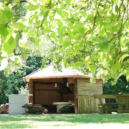 Alluring In With Sauna Apartamento *
